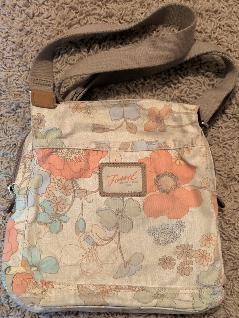 Fossil Floral Crossbody in Cream with Peach and Mint Accents
